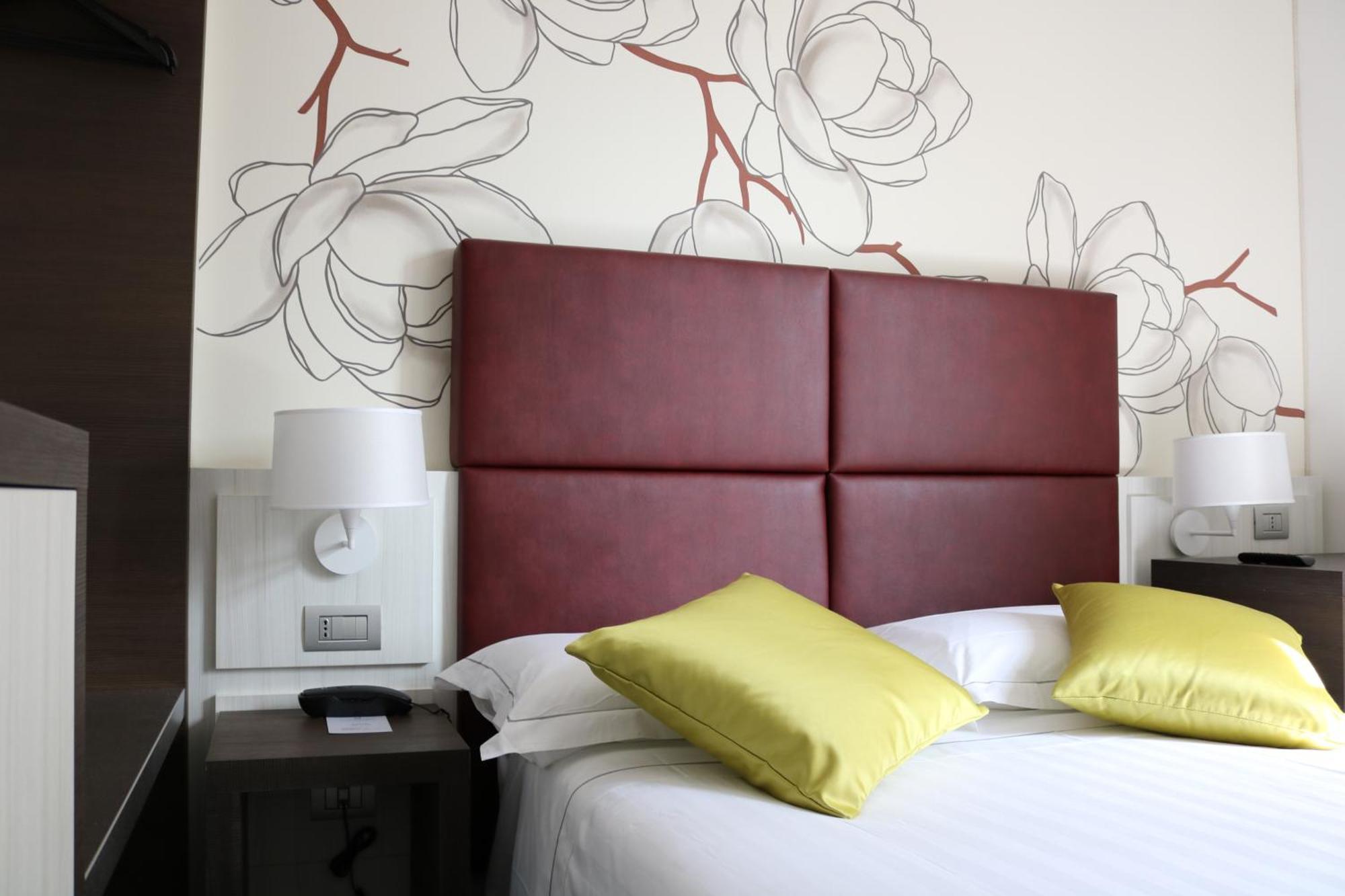 Hotel Villa Nabila Reggiolo エクステリア 写真