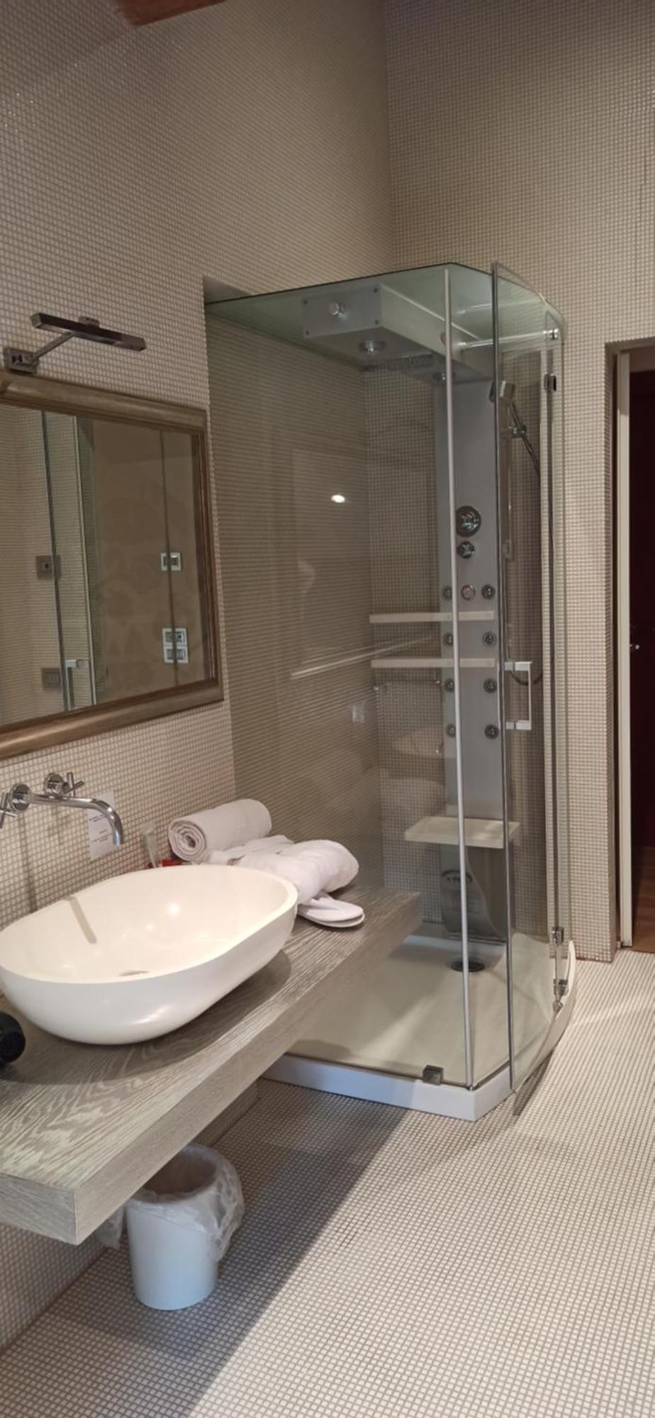 Hotel Villa Nabila Reggiolo エクステリア 写真
