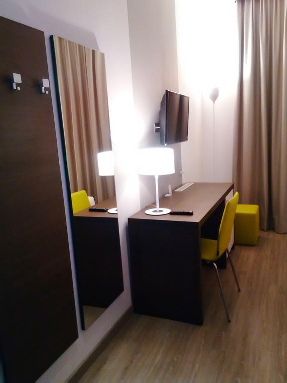 Hotel Villa Nabila Reggiolo エクステリア 写真