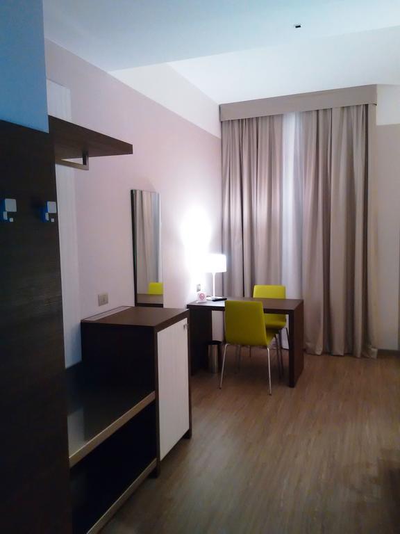 Hotel Villa Nabila Reggiolo エクステリア 写真