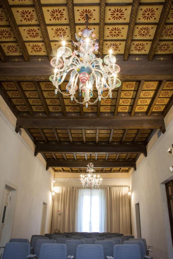 Hotel Villa Nabila Reggiolo エクステリア 写真